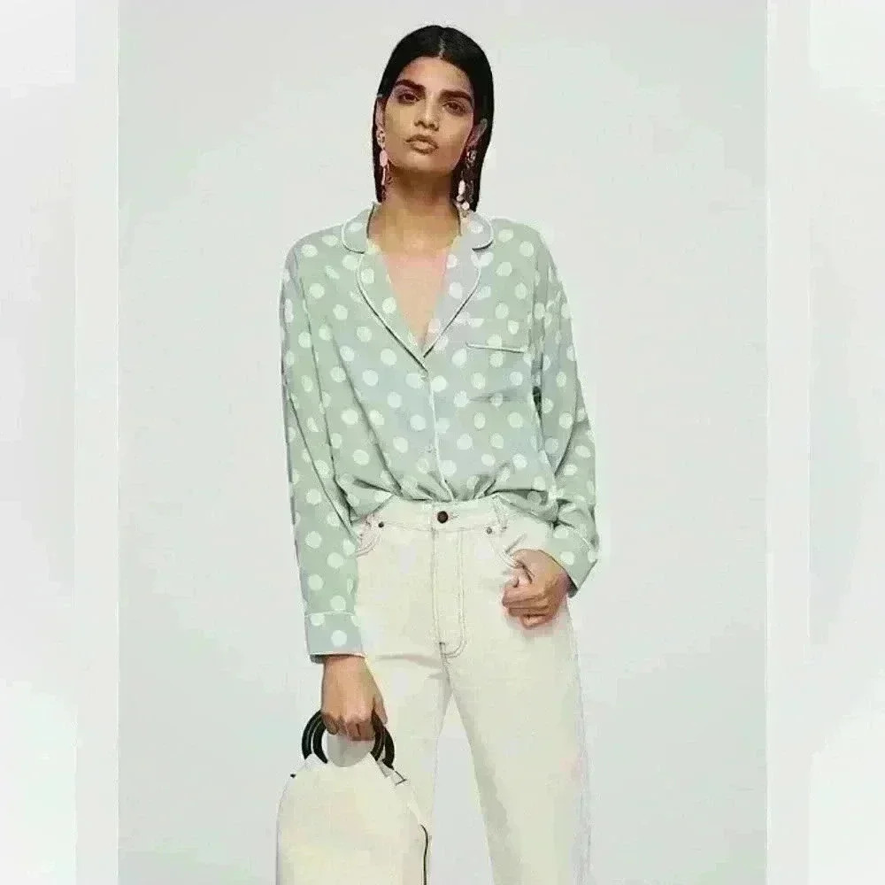 MANGO  POLKA DOT GREEN BUTTON DOWN BLOUSE SMALL (2)